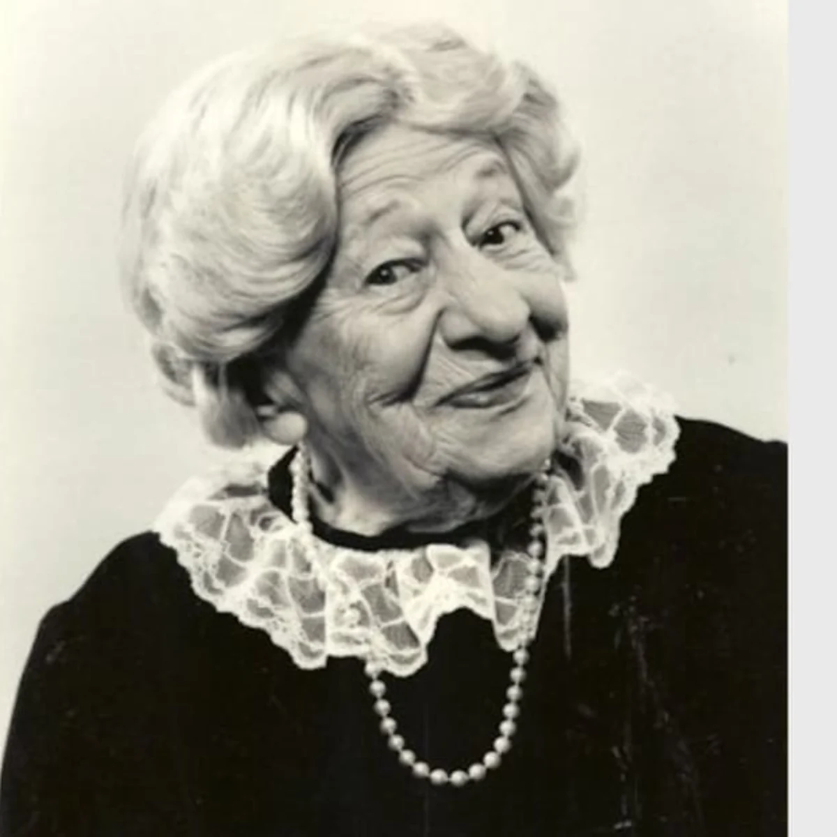 639775-wendys-international-amazon-0-35715a63c2ebcf0a6e697b4177d1b5b1 Clara Peller Where's The Beef