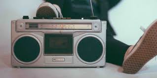 90s radio and MTV alternative rock feedback loop