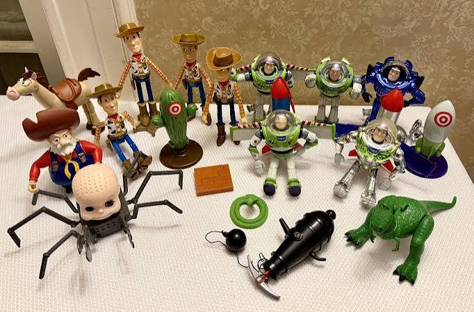90s Toy Story toys with Woody and Buzz Lightyear