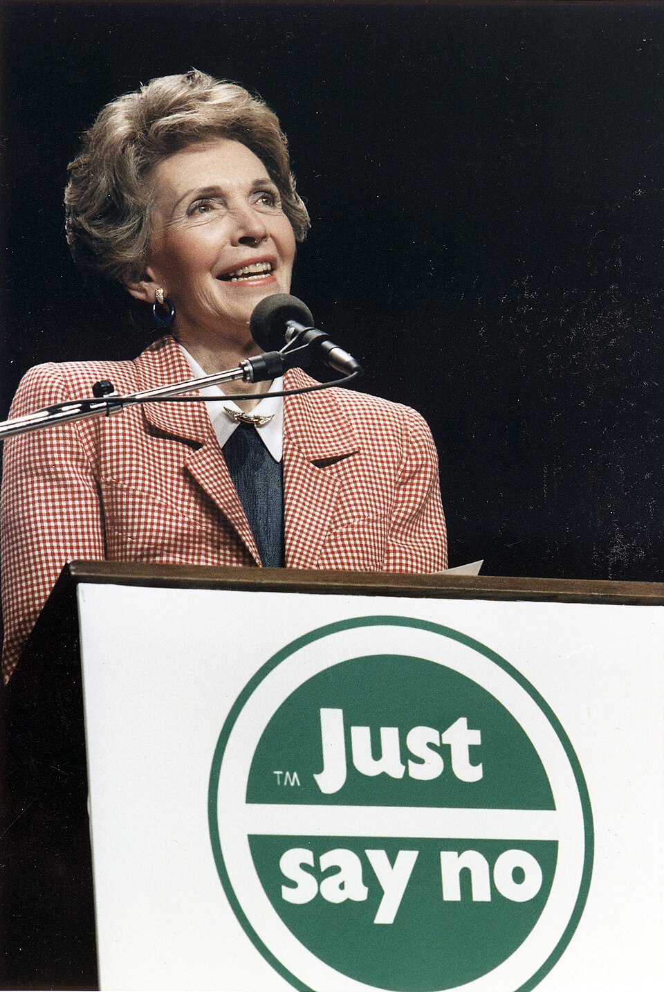 Nancy Reagan speaking at a Just Say No rally in Los Angeles