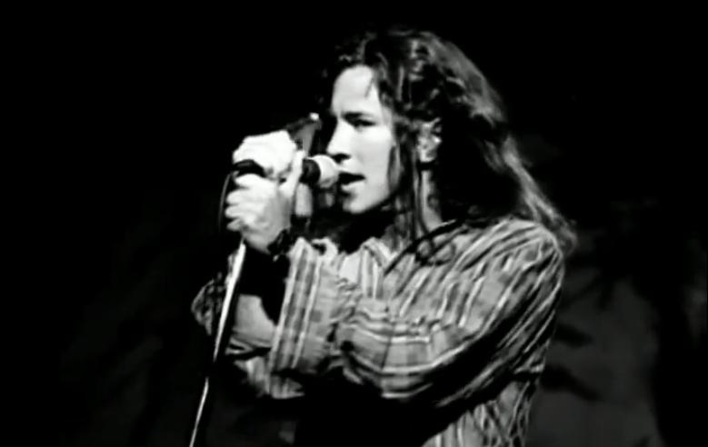 Eddie Vedder Pearl Jam 90s grunge singer image