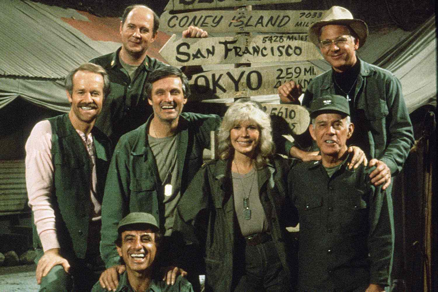 The later-seasons M*A*S*H cast with Hawkeye, B.J., Potter, Margaret, Charles, Klinger and Mulcahy
