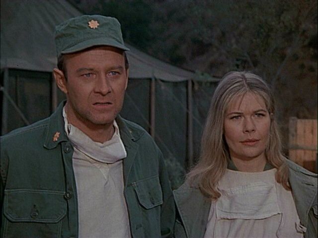 Major Margaret Houlihan and Major Frank Burns together at the 4077th