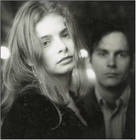 Mazzy Star artist image for 90s alternative rock songs
