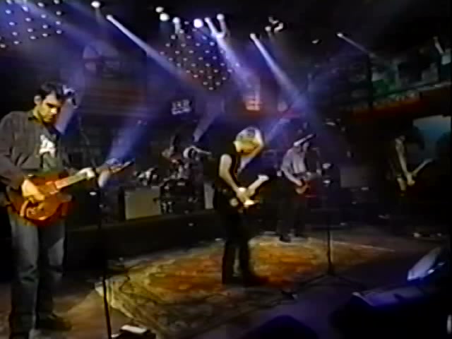 Radiohead and MTV during the 90s alternative era