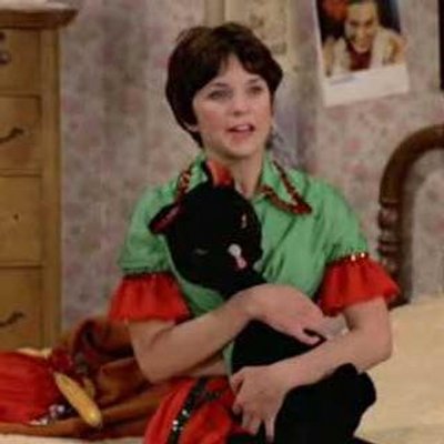 Cindy Williams as Shirley Feeney with Boo Boo Kitty