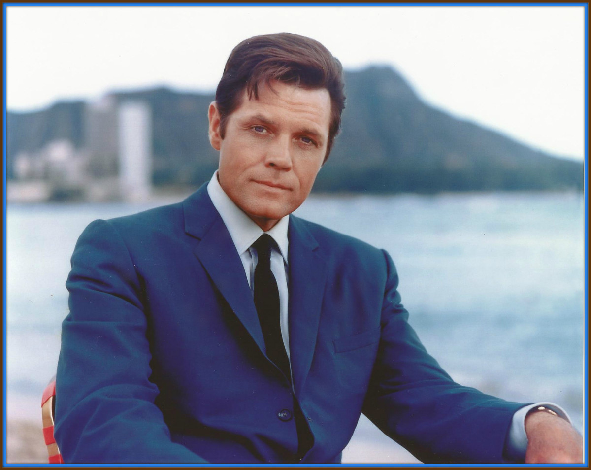 Jack Lord in Hawaii Five-O publicity with an island location