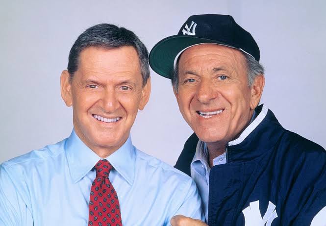 Jack Klugman and Tony Randall reunion publicity image for The Odd Couple Together Again