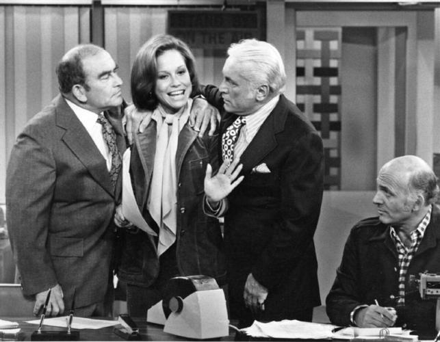 Mary Richards at WJM with Lou Grant, Murray Slaughter and Ted Baxter