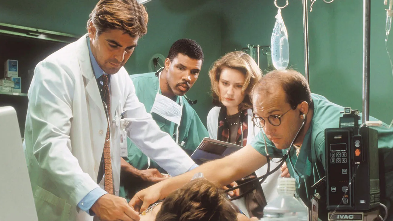 ER Season 1 cast working in a County General trauma-room scene