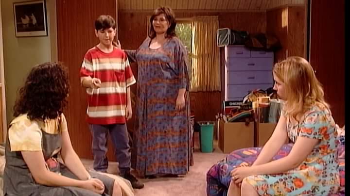 Roseanne with Becky, Darlene and D.J. Conner