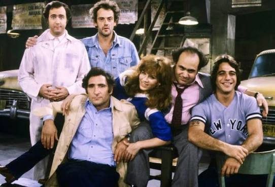 Taxi garage ensemble