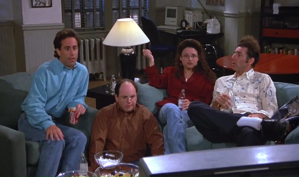 Seinfeld friends gathered in Jerry apartment