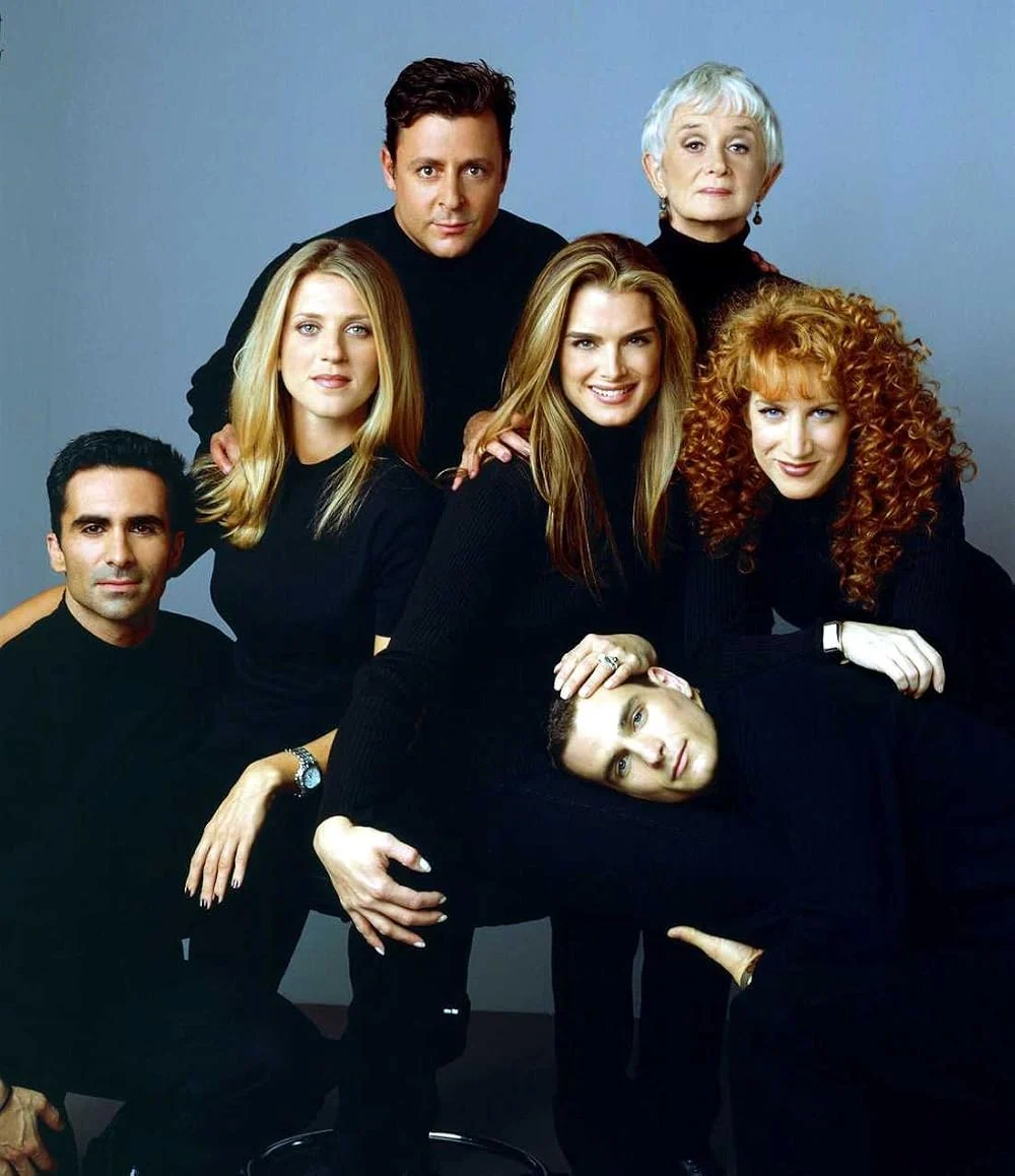 Suddenly Susan cast in the magazine office