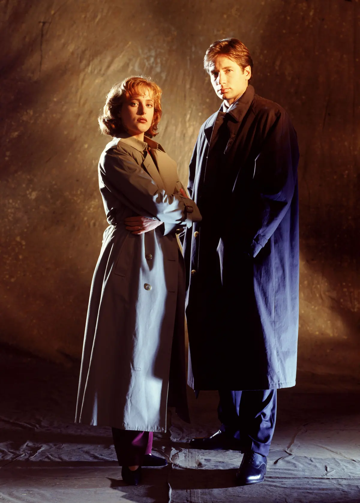 Mulder and Scully full-length season-one publicity
